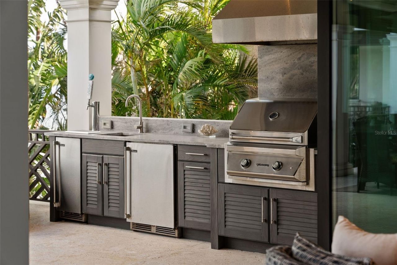 361 S Blvd Of The Presidents, Sarasota, FL 34236 Photo