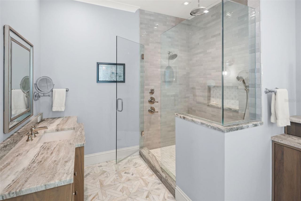 361 S Blvd Of The Presidents, Sarasota, FL 34236 Photo