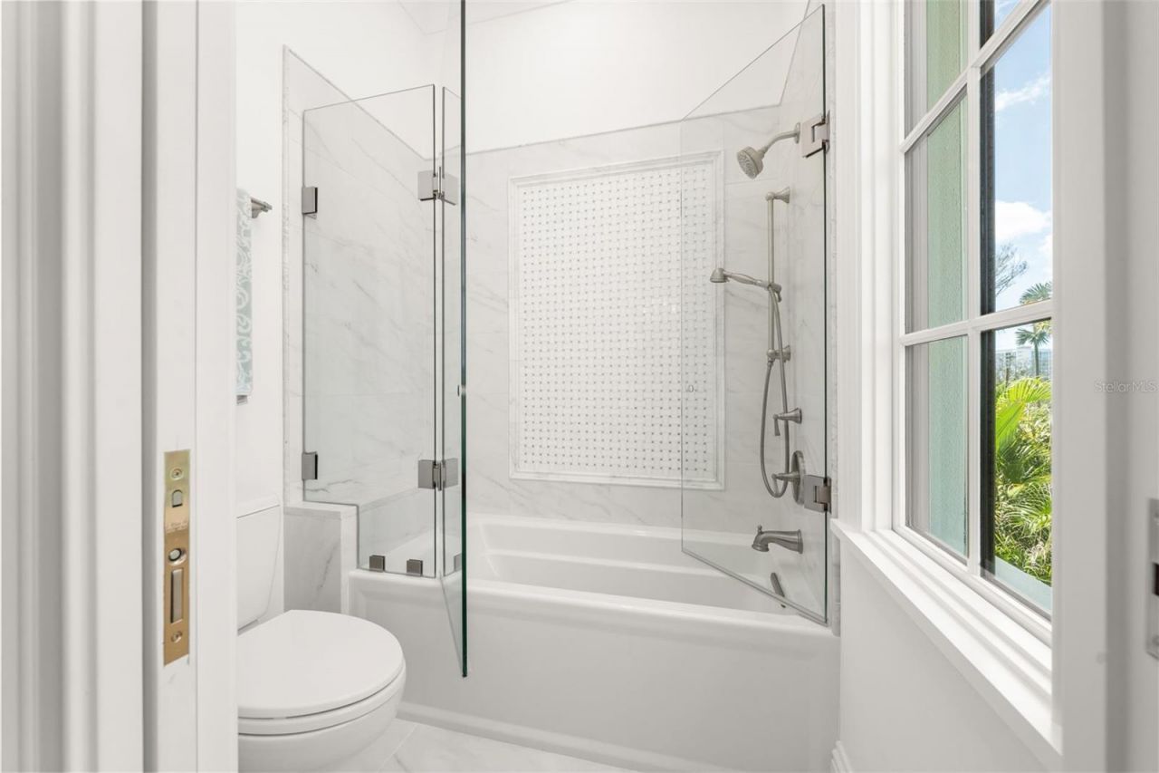 361 S Blvd Of The Presidents, Sarasota, FL 34236 Photo