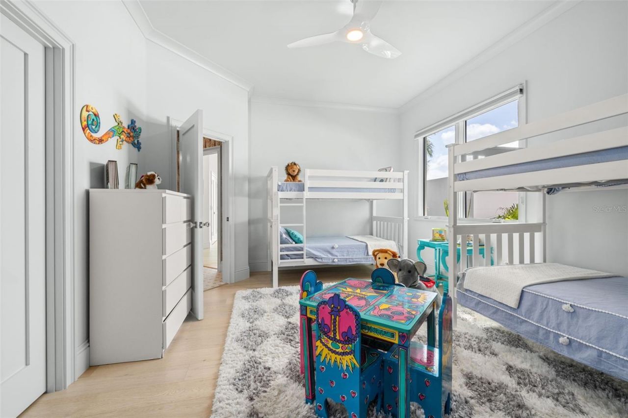 361 S Blvd Of The Presidents, Sarasota, FL 34236 Photo