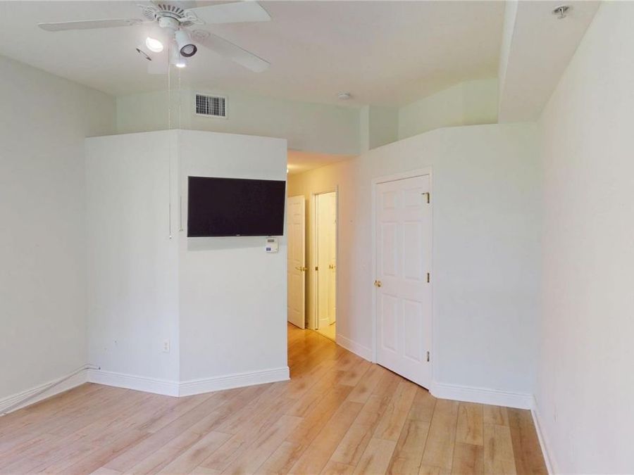 Property Image 87