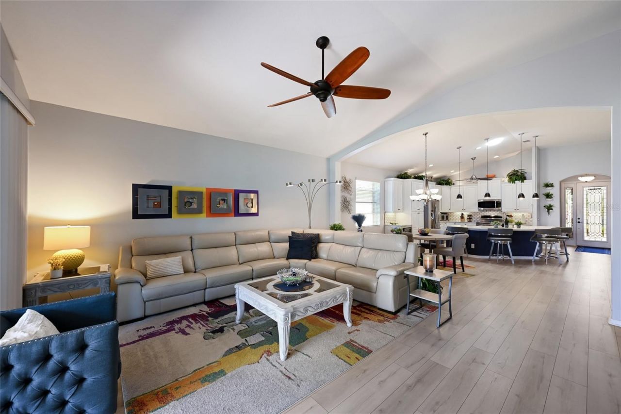 6702 41st Street Circle E, Sarasota, FL 34243 Photo