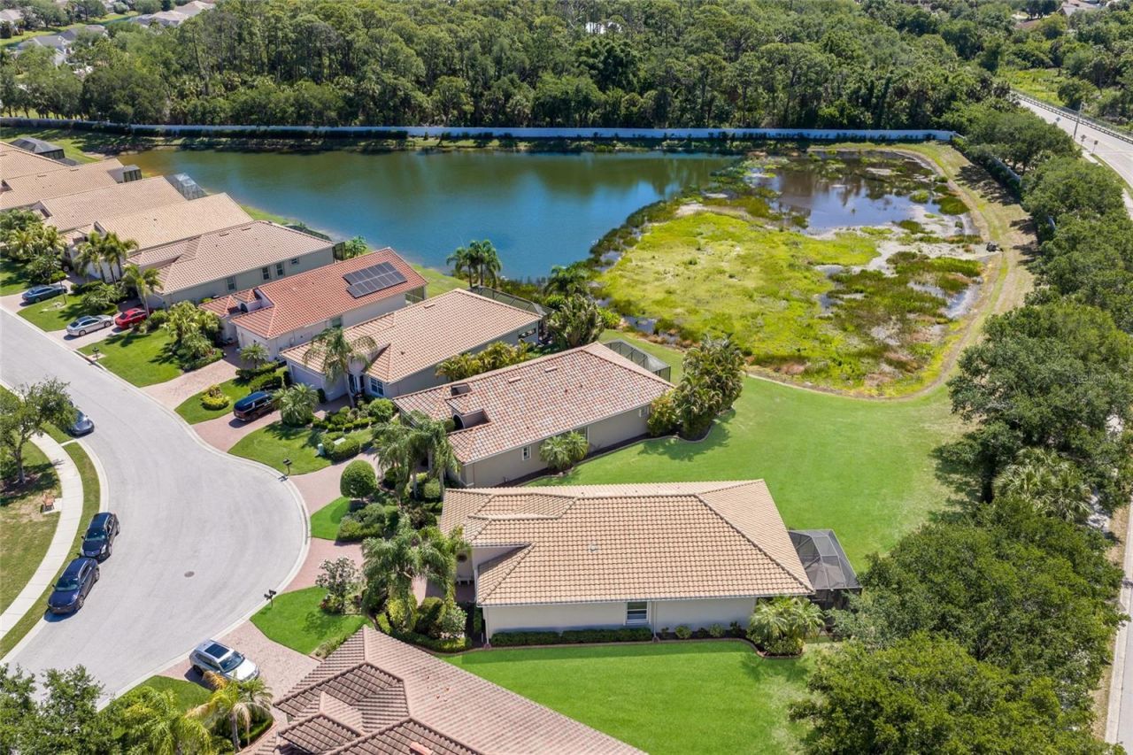 6702 41st Street Circle E, Sarasota, FL 34243 Photo