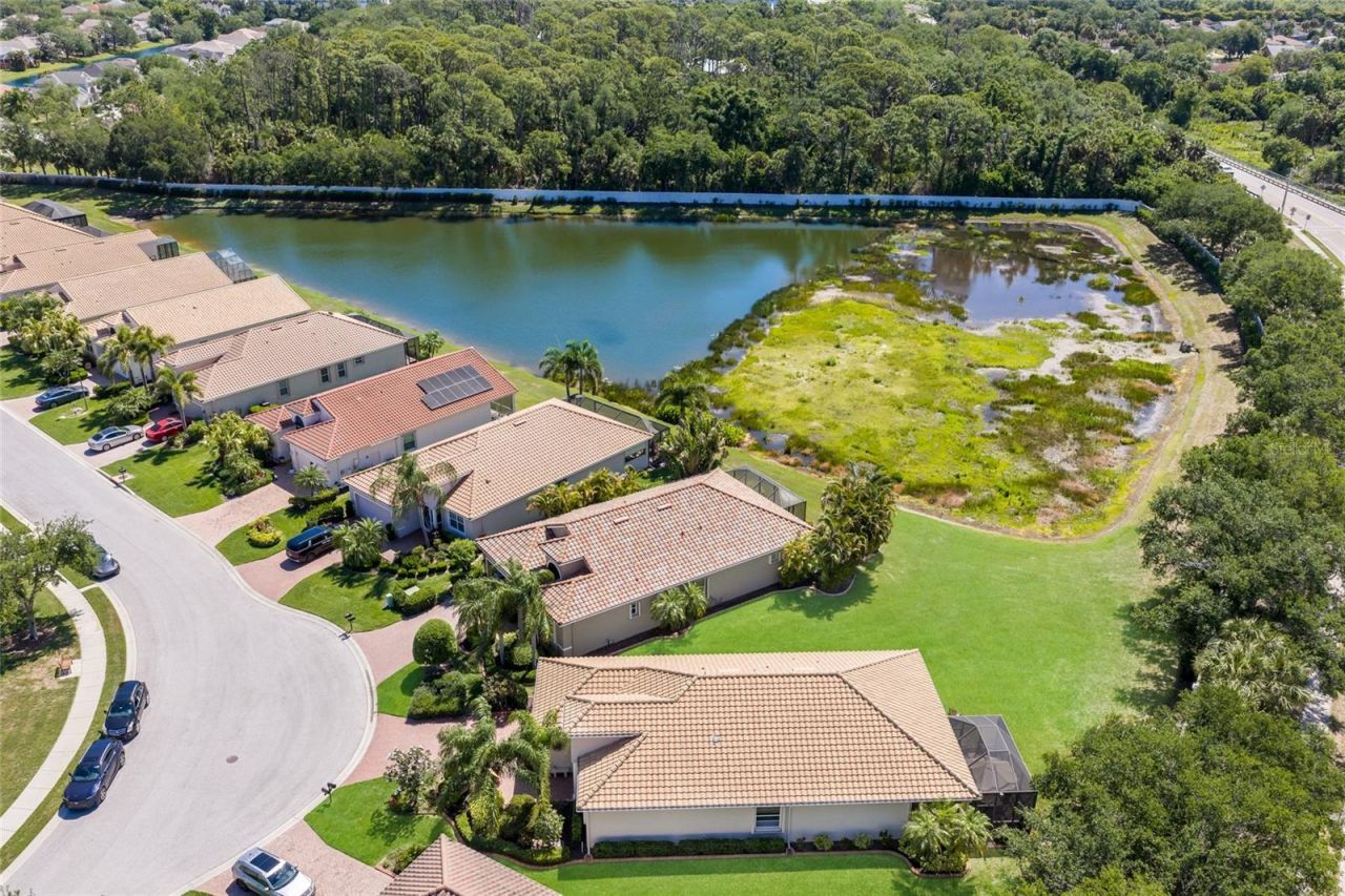 6702 41st Street Circle E, Sarasota, FL 34243 Photo
