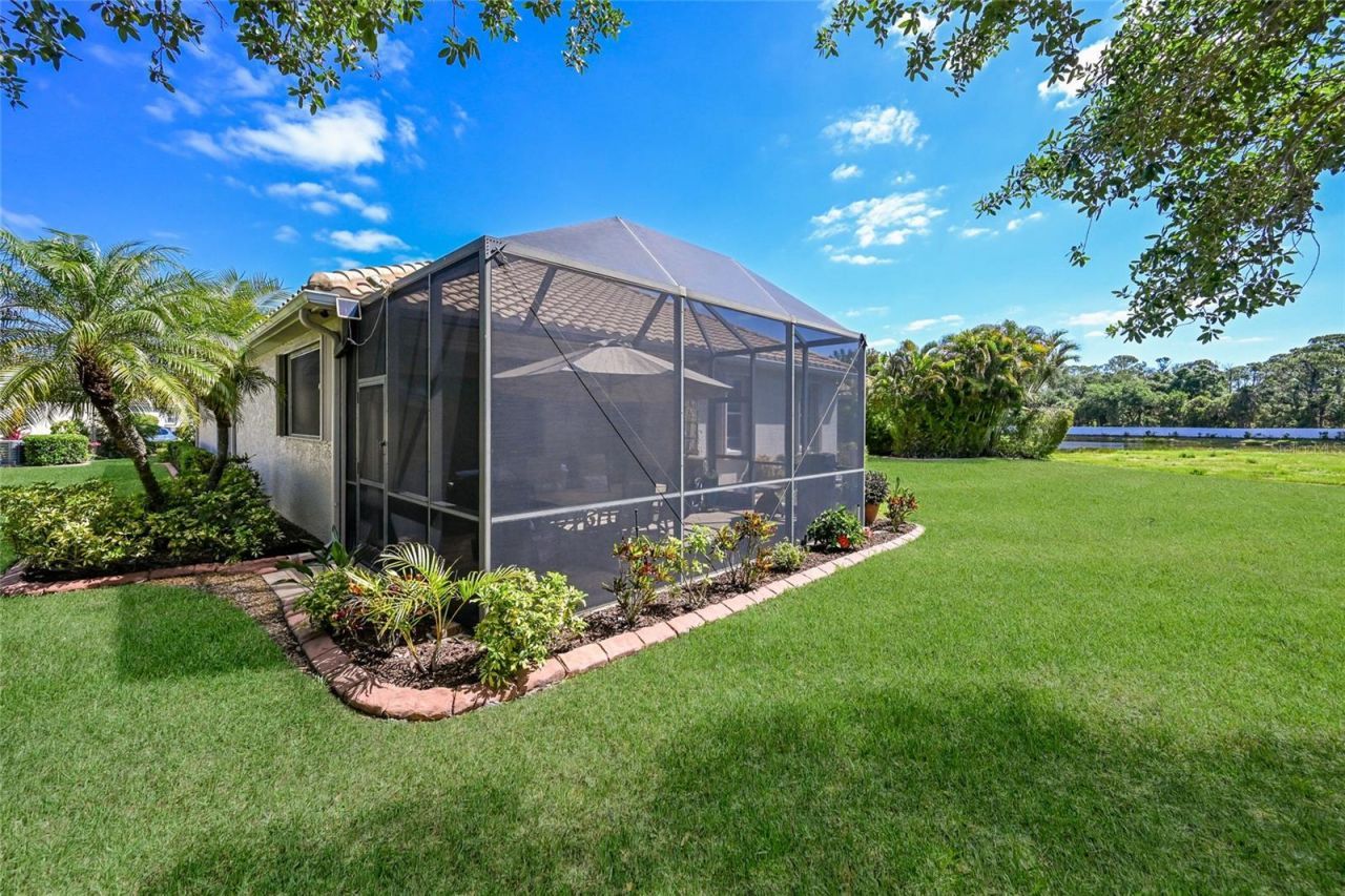6702 41st Street Circle E, Sarasota, FL 34243 Photo
