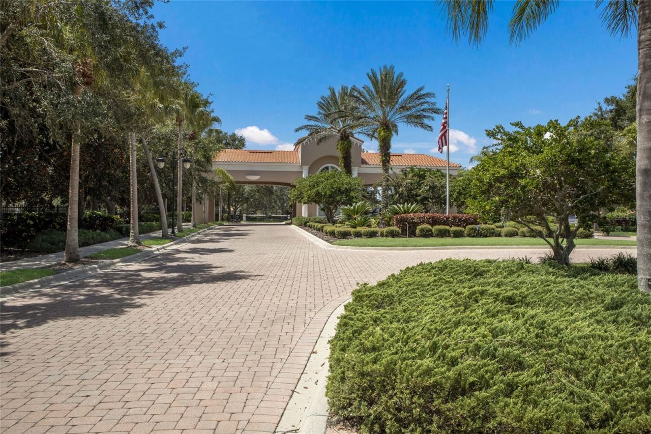 6702 41st Street Circle E, Sarasota, FL 34243 Photo