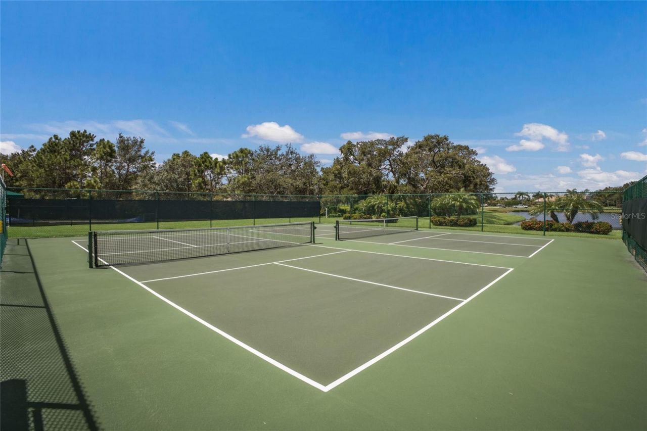 6702 41st Street Circle E, Sarasota, FL 34243 Photo