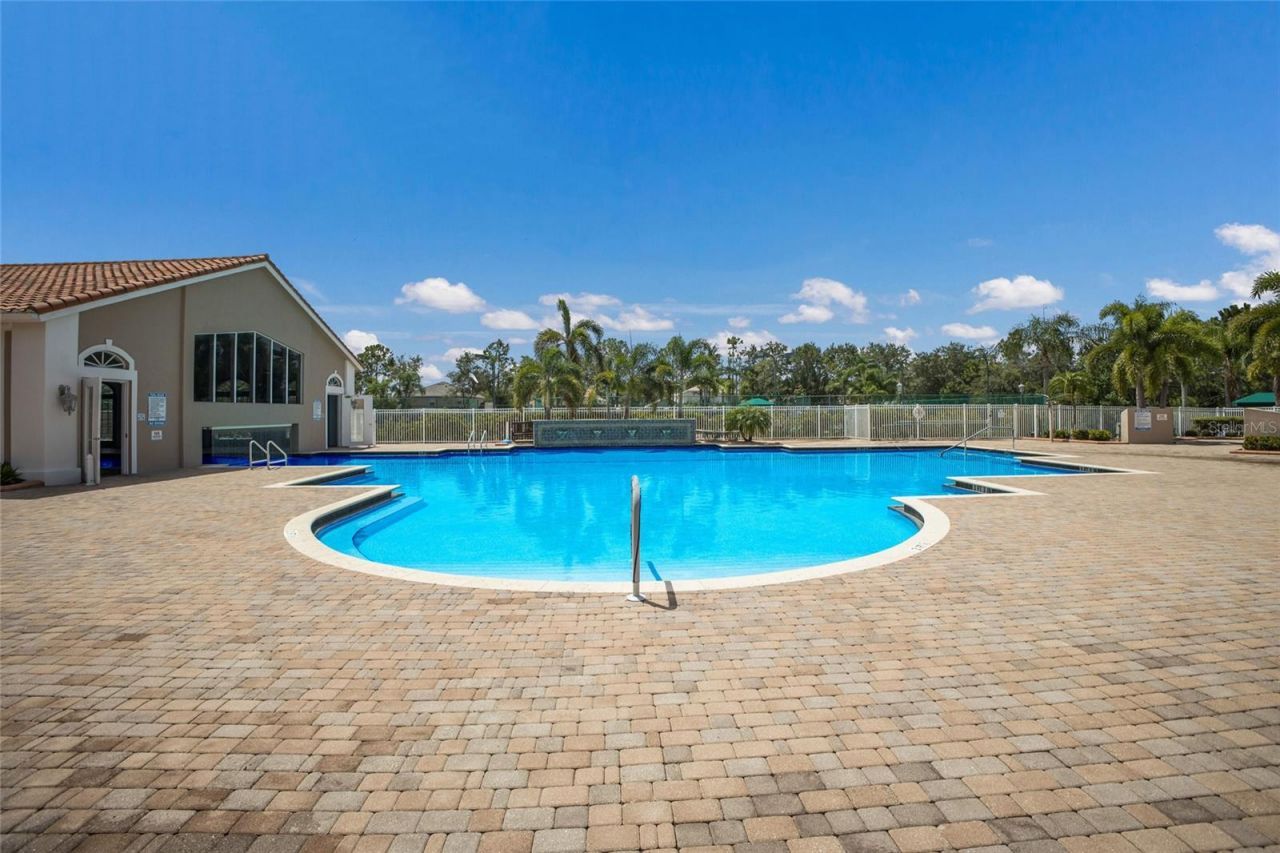6702 41st Street Circle E, Sarasota, FL 34243 Photo