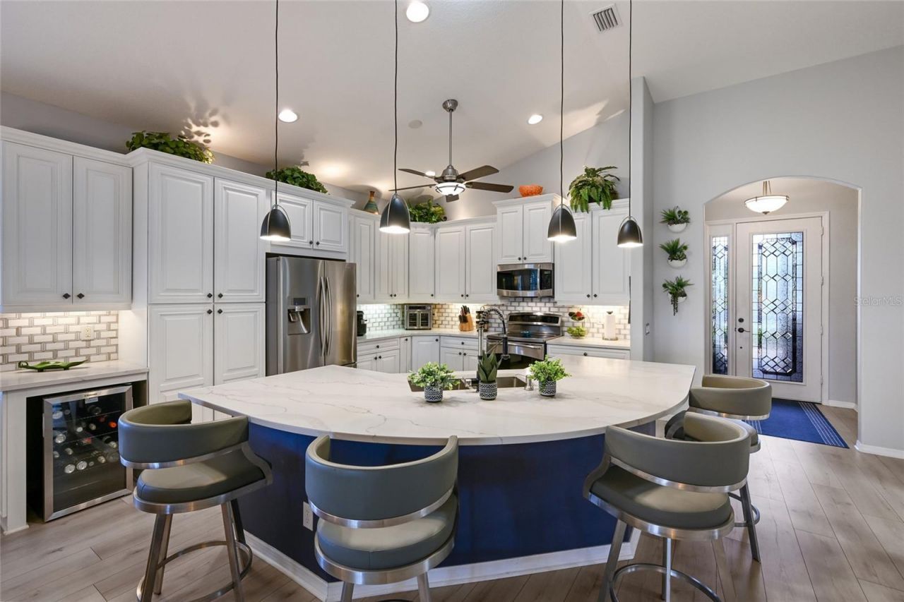 6702 41st Street Circle E, Sarasota, FL 34243 Photo