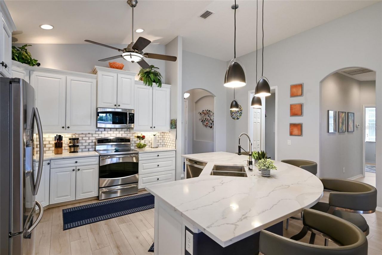 6702 41st Street Circle E, Sarasota, FL 34243 Photo