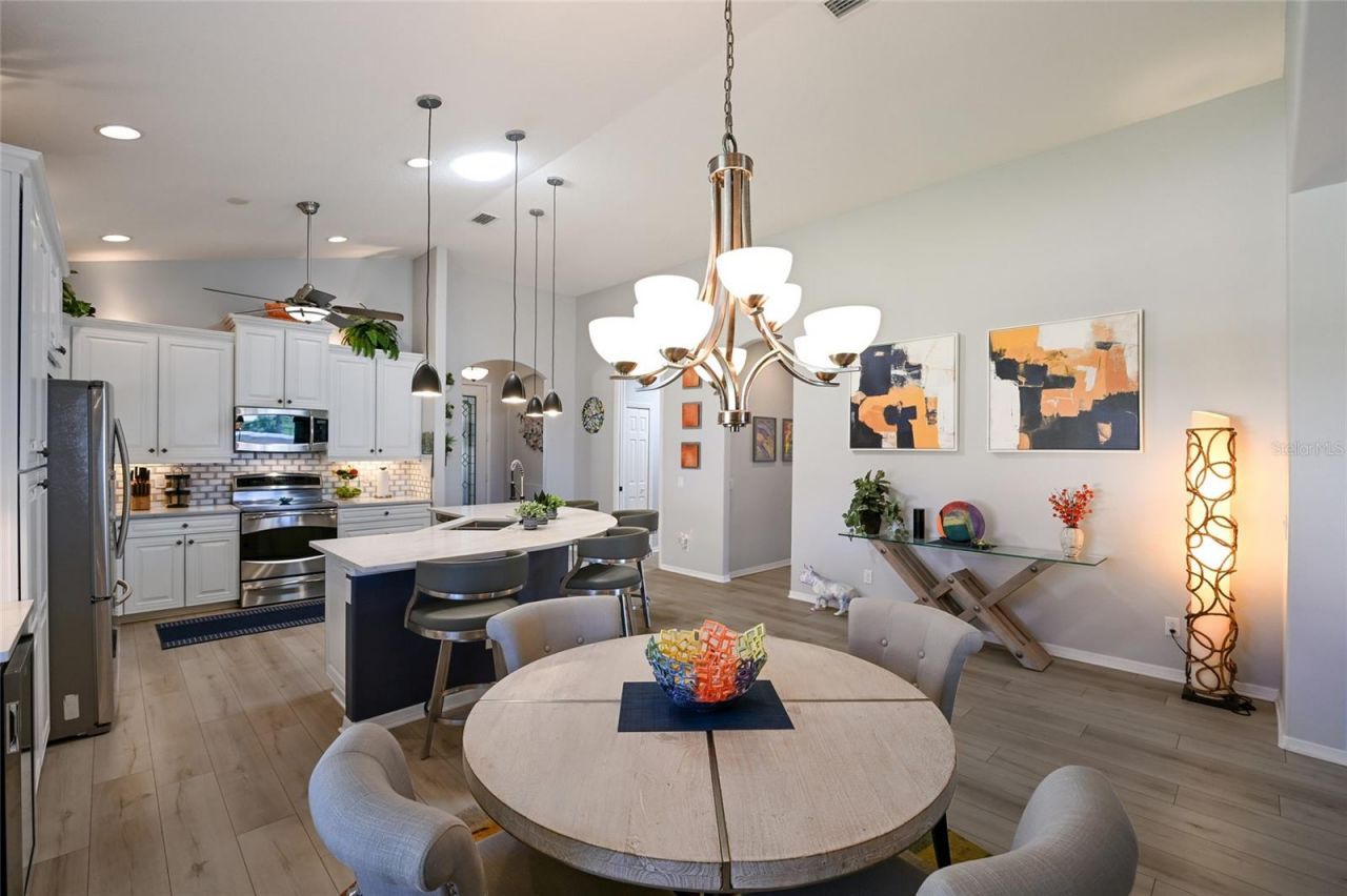 6702 41st Street Circle E, Sarasota, FL 34243 Photo