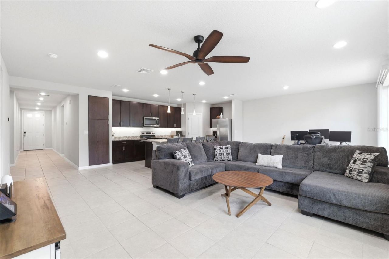 38905 Harlow Rose Drive , Zephyrhills, FL 33540 Photo