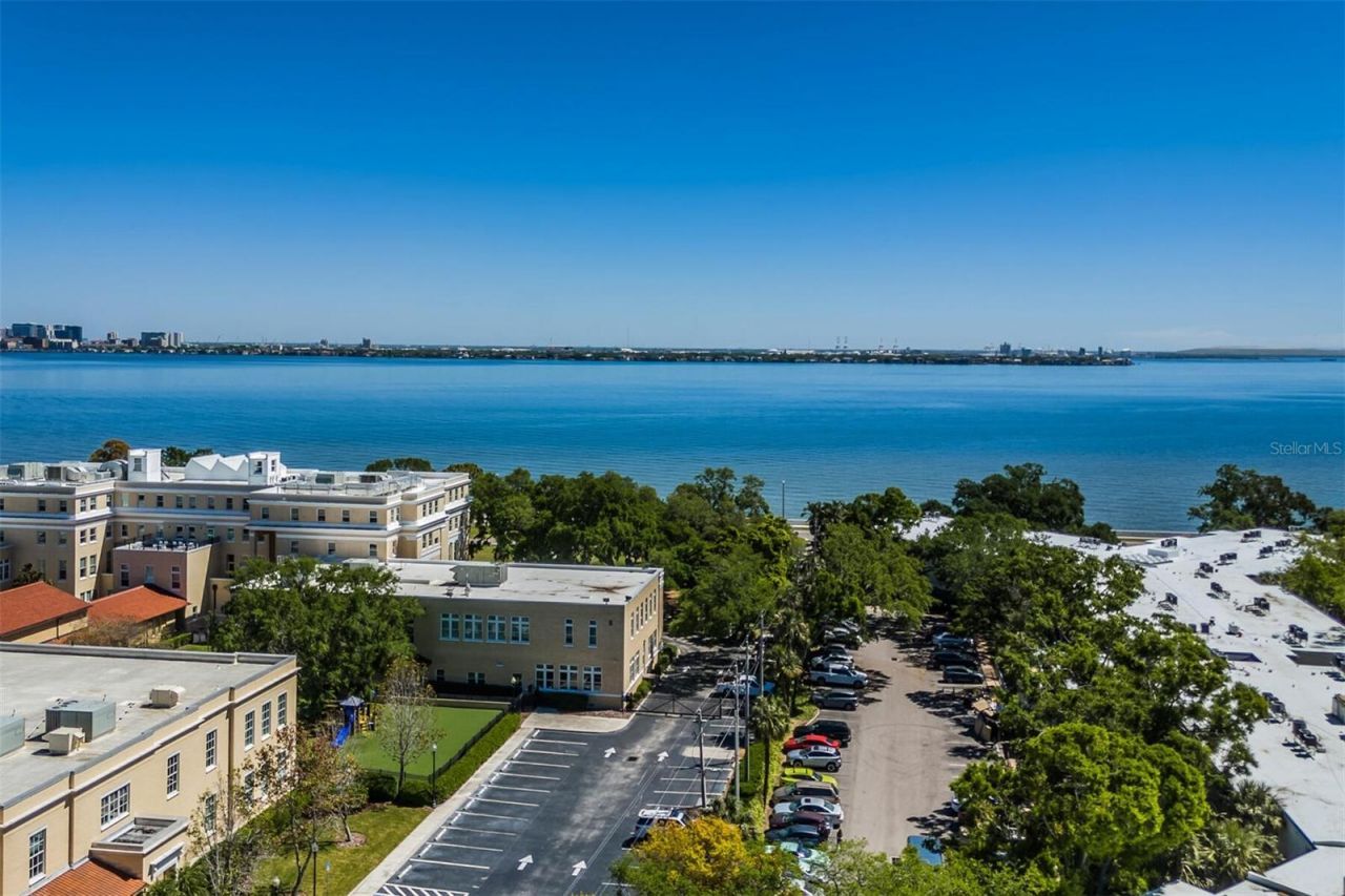 3325 Bayshore Boulevard, Unit D11, Tampa, FL 33629 Photo