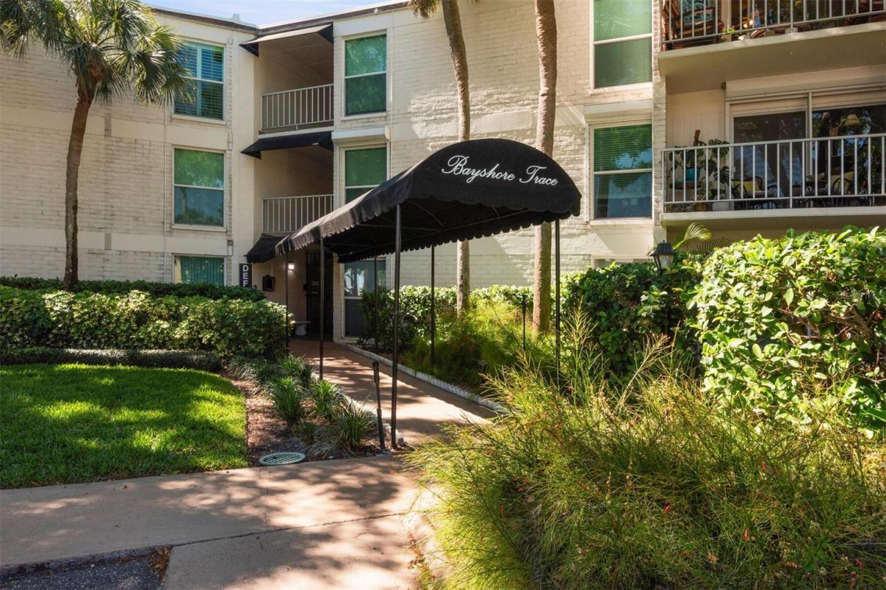 3325 Bayshore Boulevard, Unit D11, Tampa, FL 33629 Photo