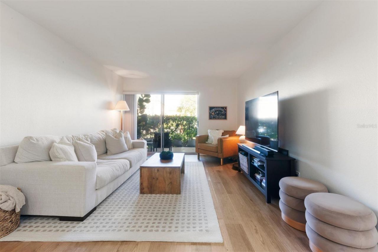 3325 Bayshore Boulevard, Unit D11, Tampa, FL 33629 Photo