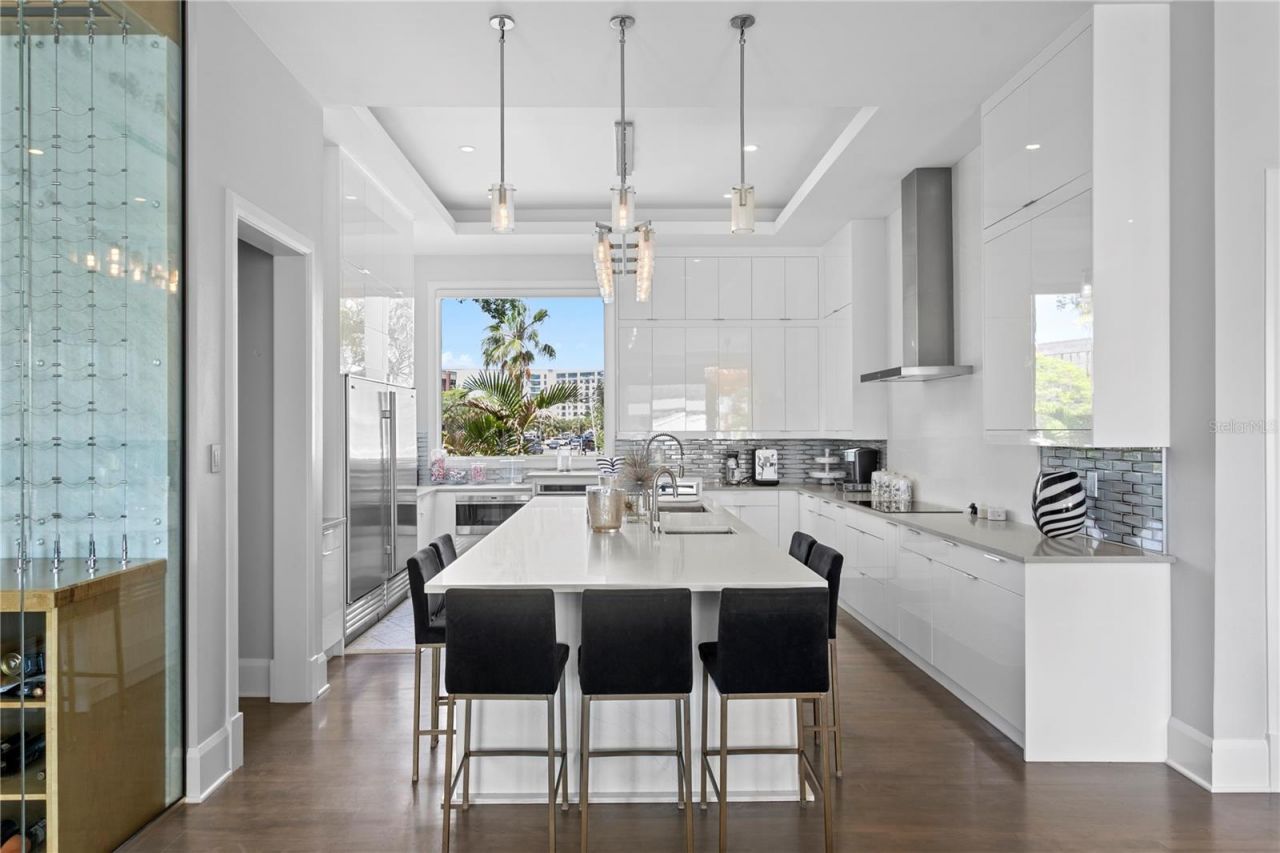 2 Sandpiper Road, Tampa, FL 33609 Photo