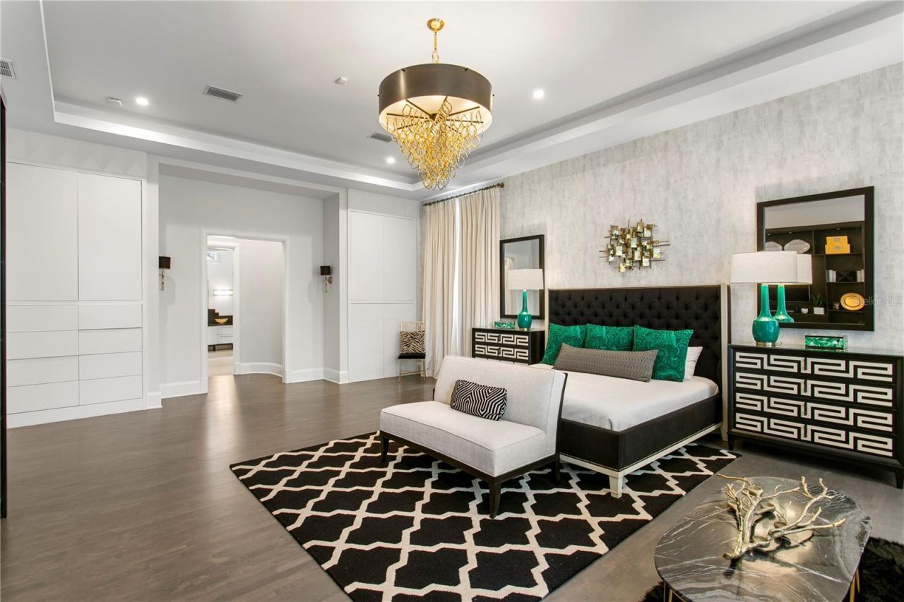 2 Sandpiper Road, Tampa, FL 33609 Photo