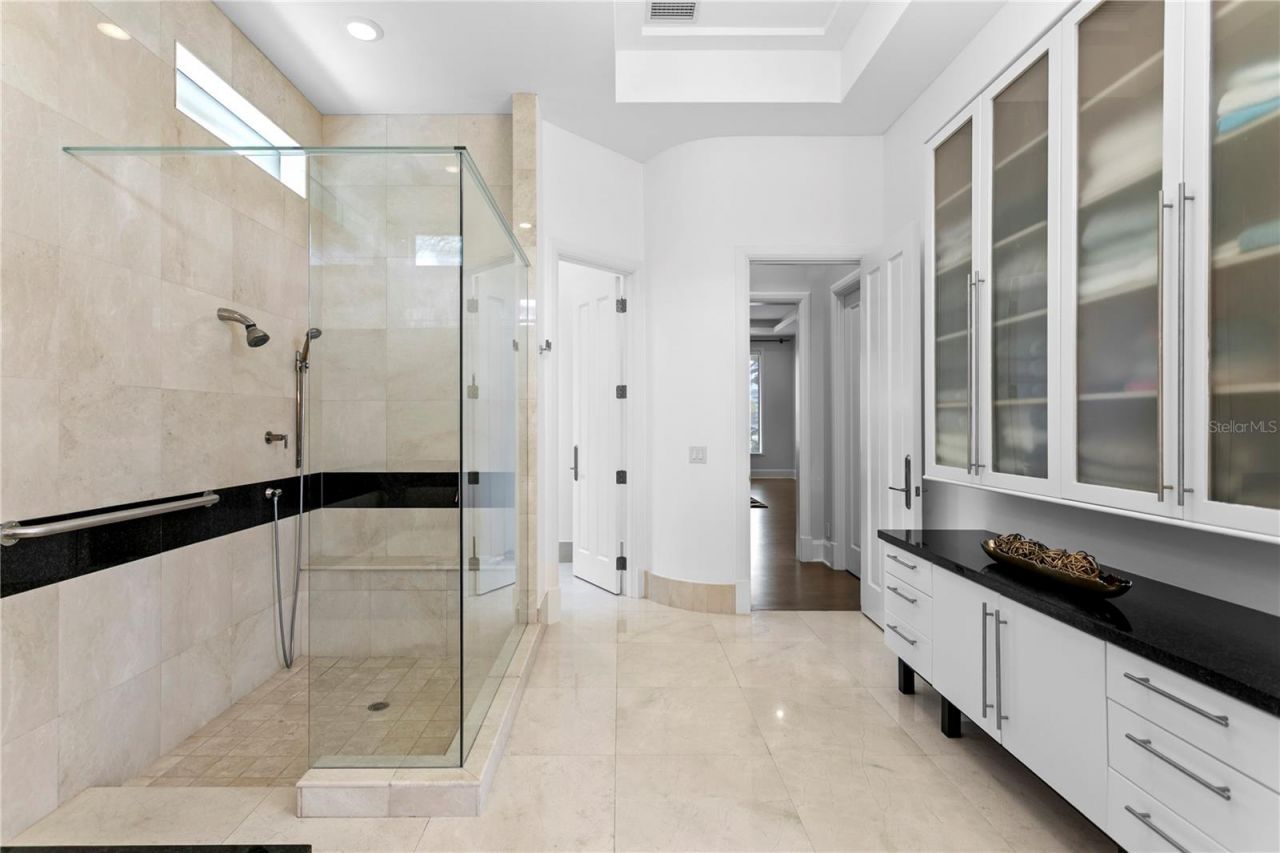 2 Sandpiper Road, Tampa, FL 33609 Photo