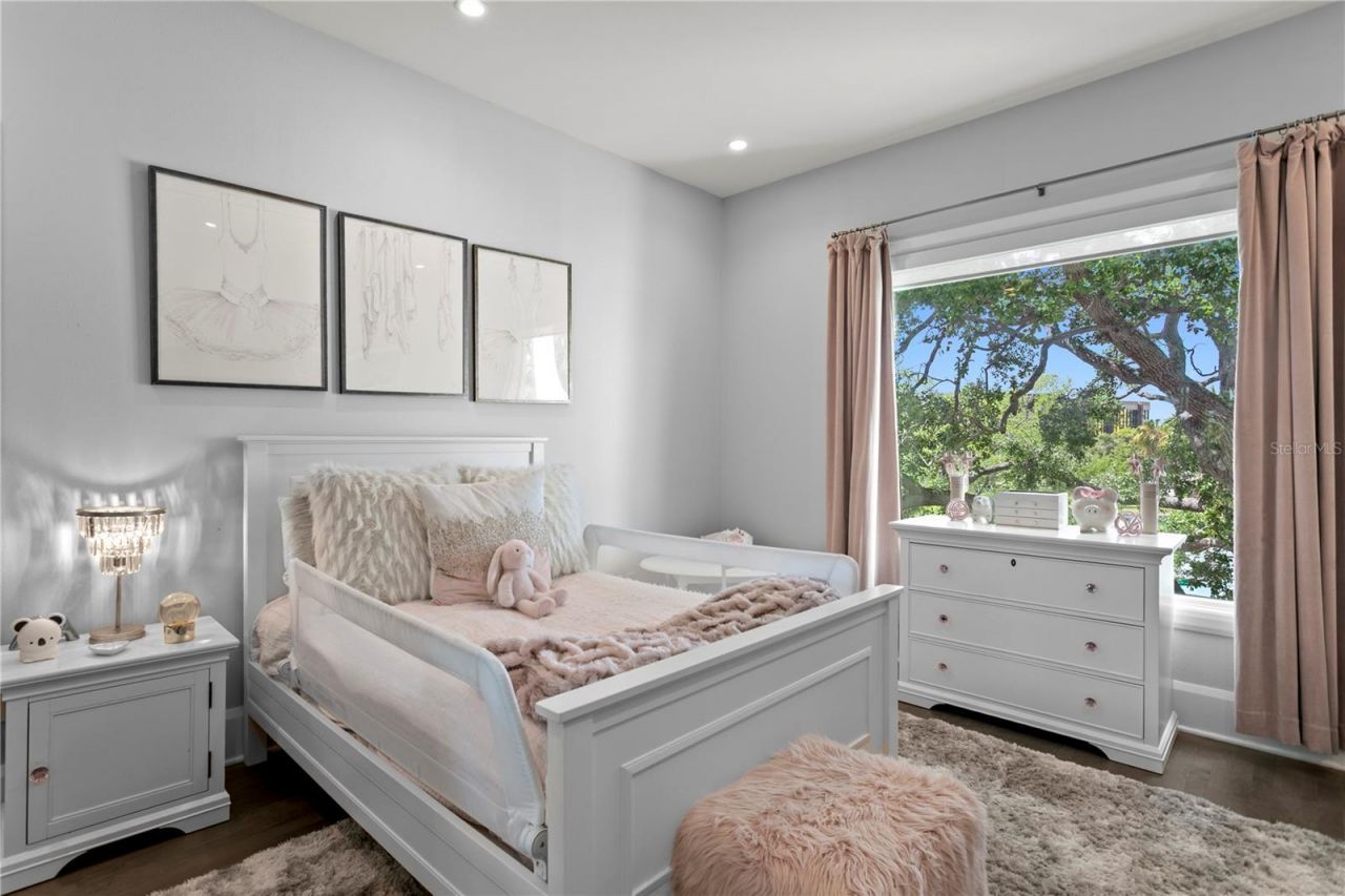2 Sandpiper Road, Tampa, FL 33609 Photo