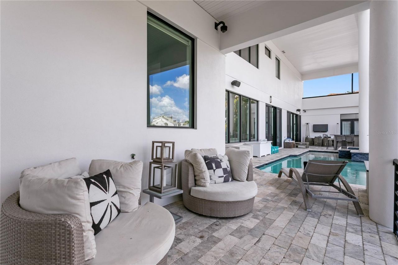 2 Sandpiper Road, Tampa, FL 33609 Photo
