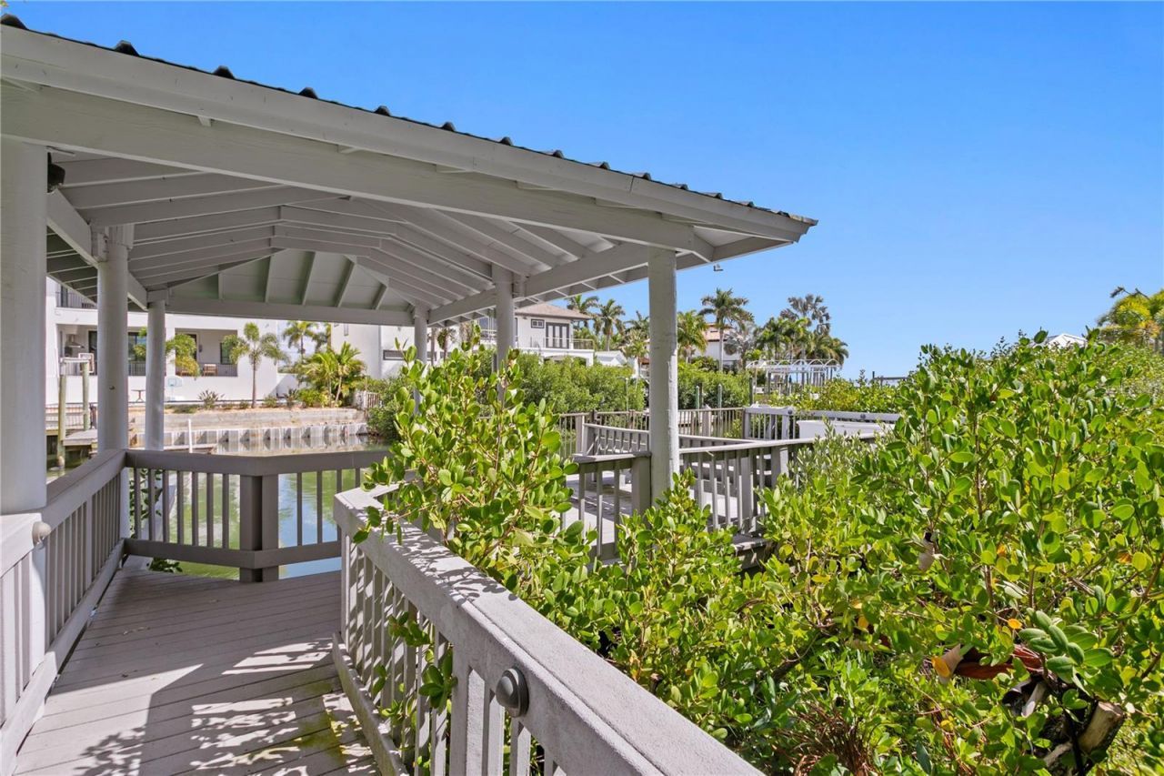2 Sandpiper Road, Tampa, FL 33609 Photo