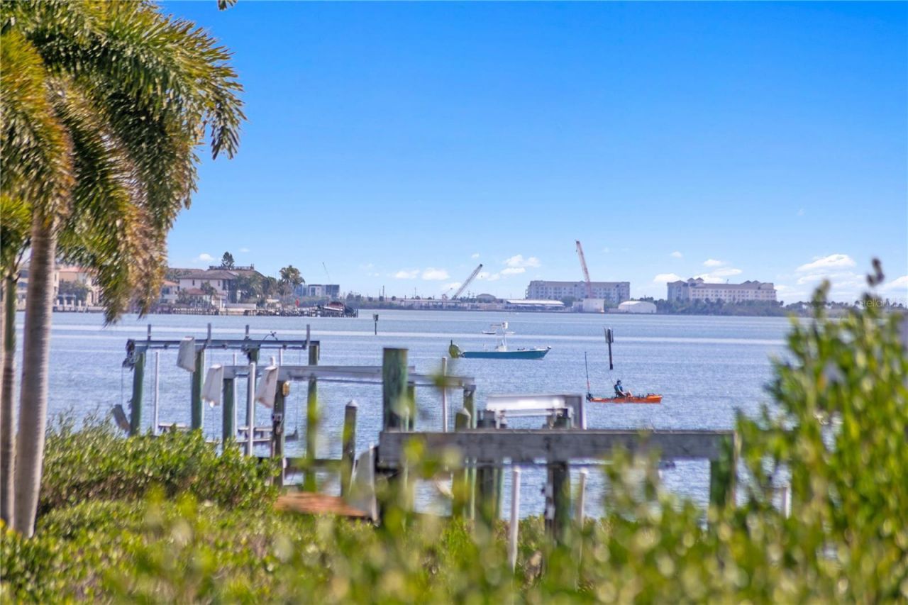 2 Sandpiper Road, Tampa, FL 33609 Photo