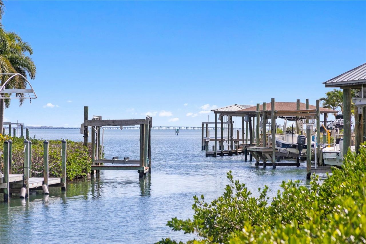 2 Sandpiper Road, Tampa, FL 33609 Photo
