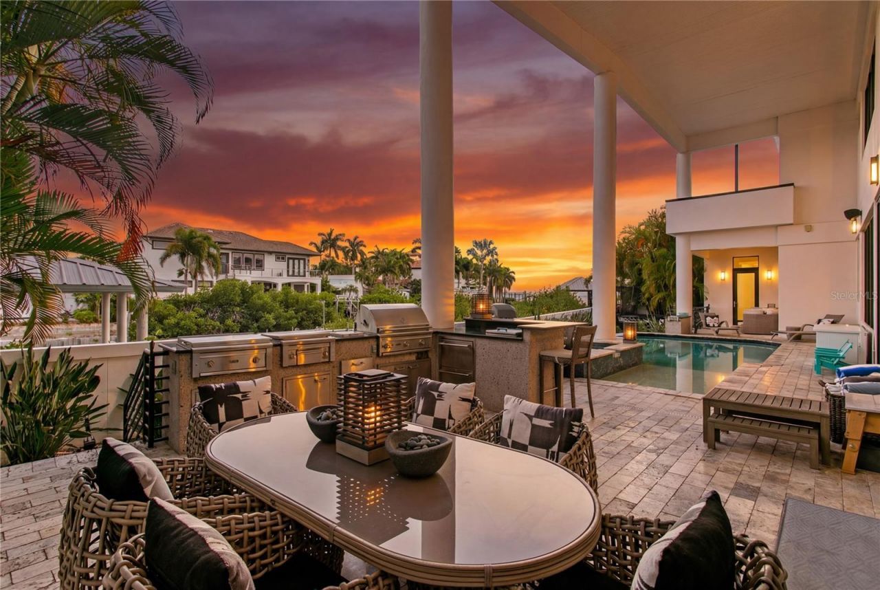 2 Sandpiper Road, Tampa, FL 33609 Photo