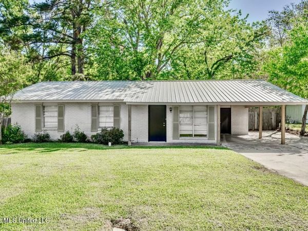 114 Sheppard Street, Flora, MS 39071