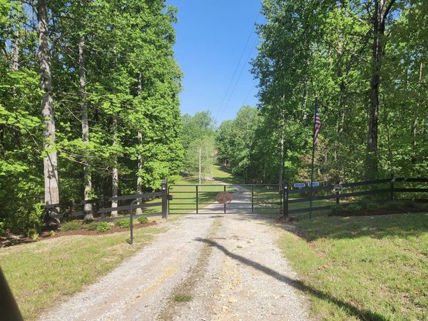 185 Ravenridge Rd, Summertown, TN 38483