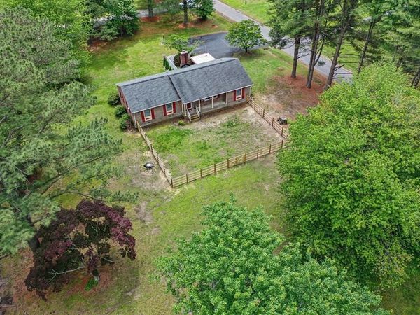 31 Bunker Hill Rd, FARNHAM, VA 22460