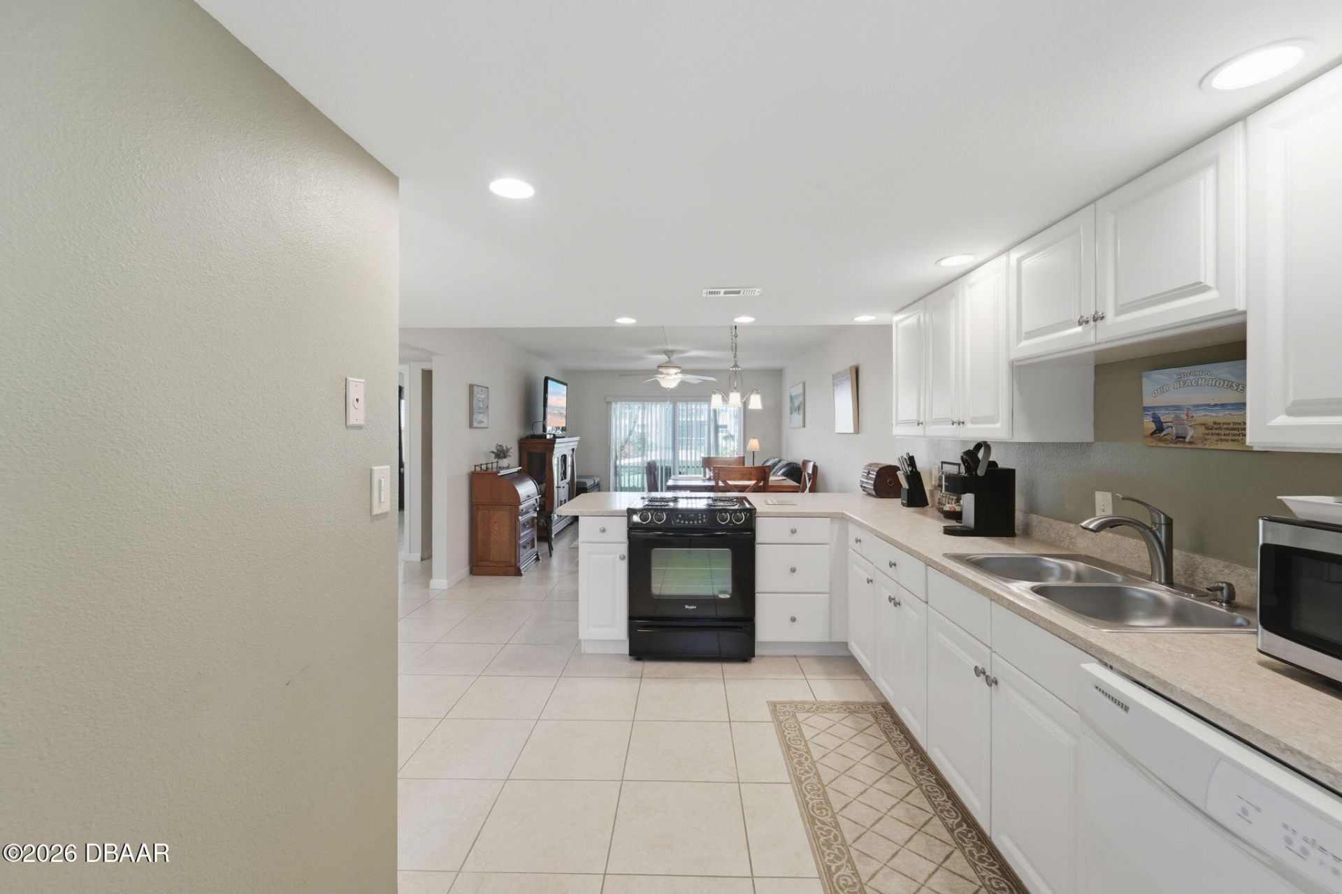 325 N Causeway, Unit D104, New Smyrna Beach, FL 32169 Photo