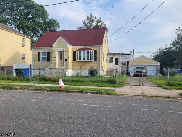 214 Campbell St, Woodbridge, NJ 07095