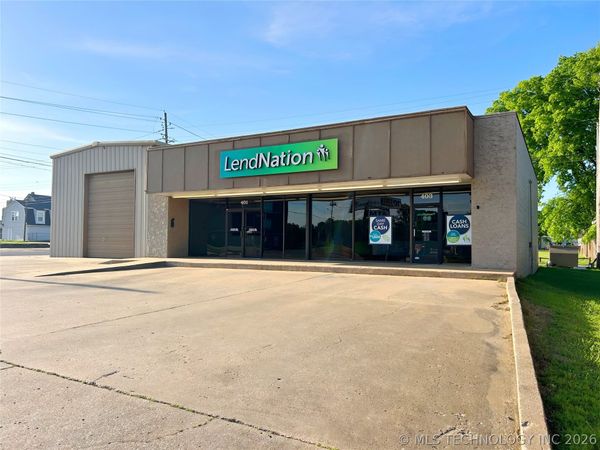 403 E 8th Street , Okmulgee, OK 74447