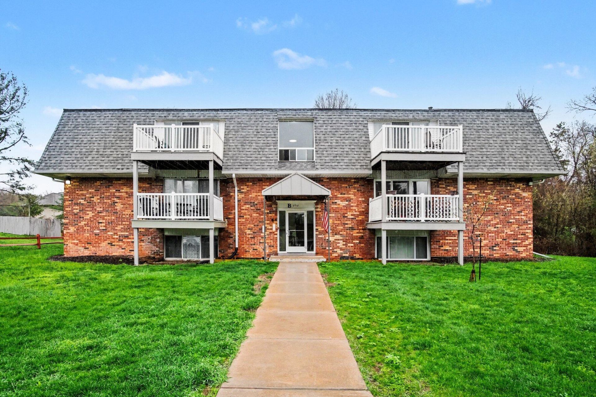 6712 Cascade Road Se, Unit 15, Grand Rapids, MI 49546 Main Photo