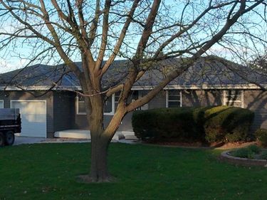 3073 S 72nd Avenue , Omaha, NE 68124