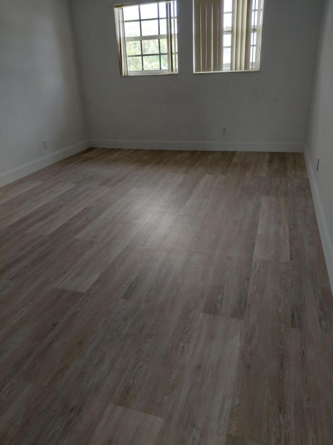 647 Latona Avenue, Lake Worth Beach, FL 33460 Photo