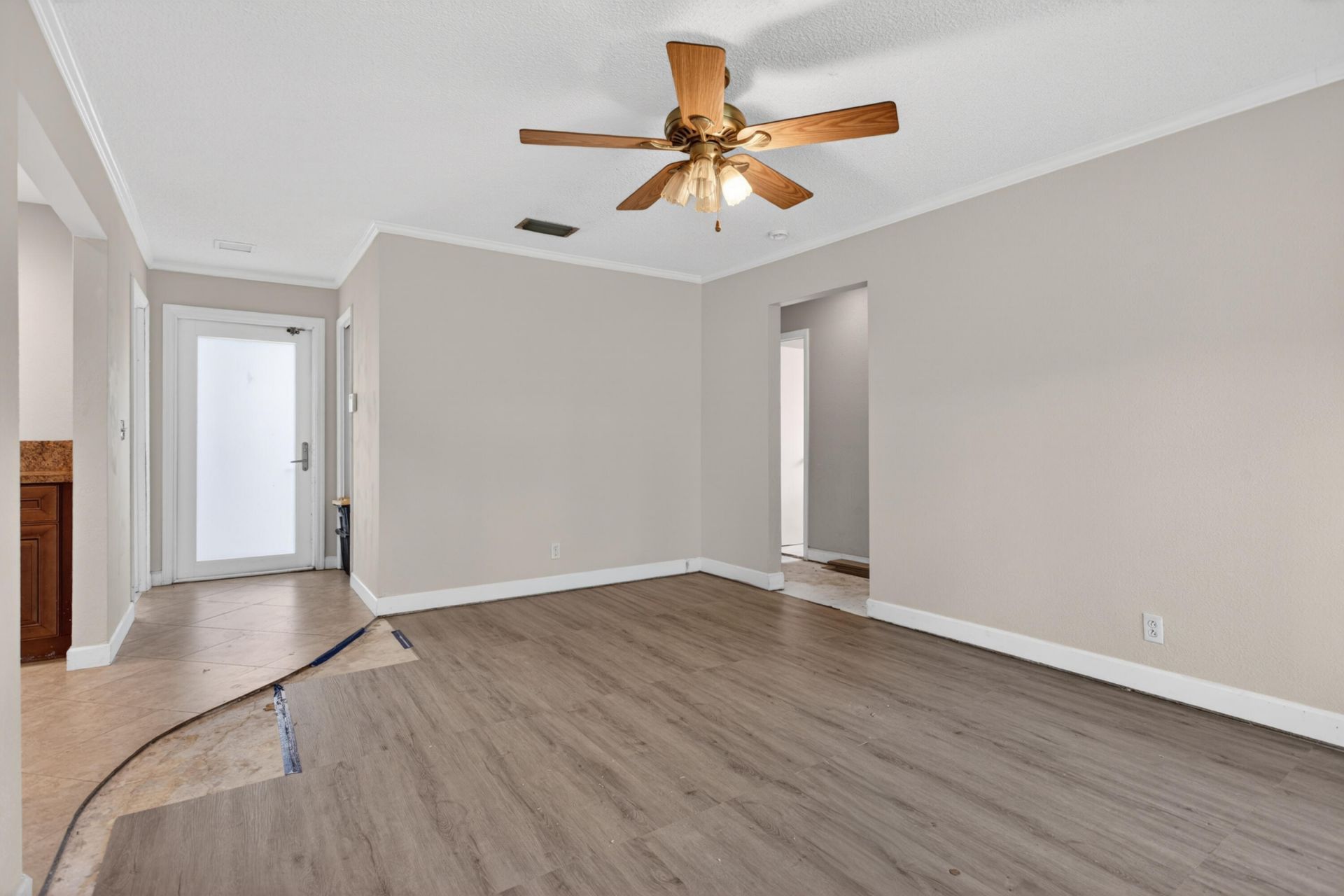 8122 NW 73rd Avenue, Tamarac, FL 33321 Photo