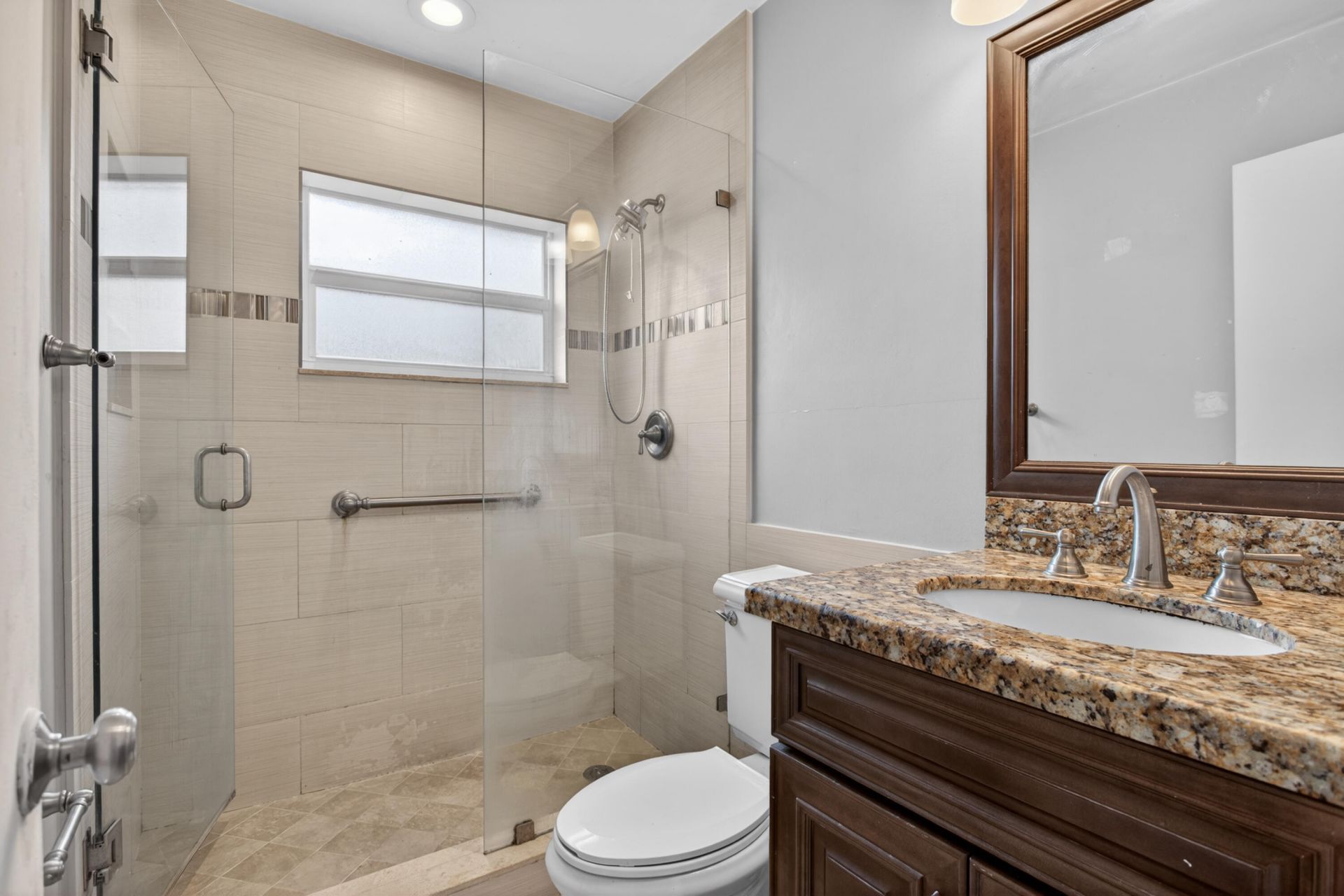 8122 NW 73rd Avenue, Tamarac, FL 33321 Photo