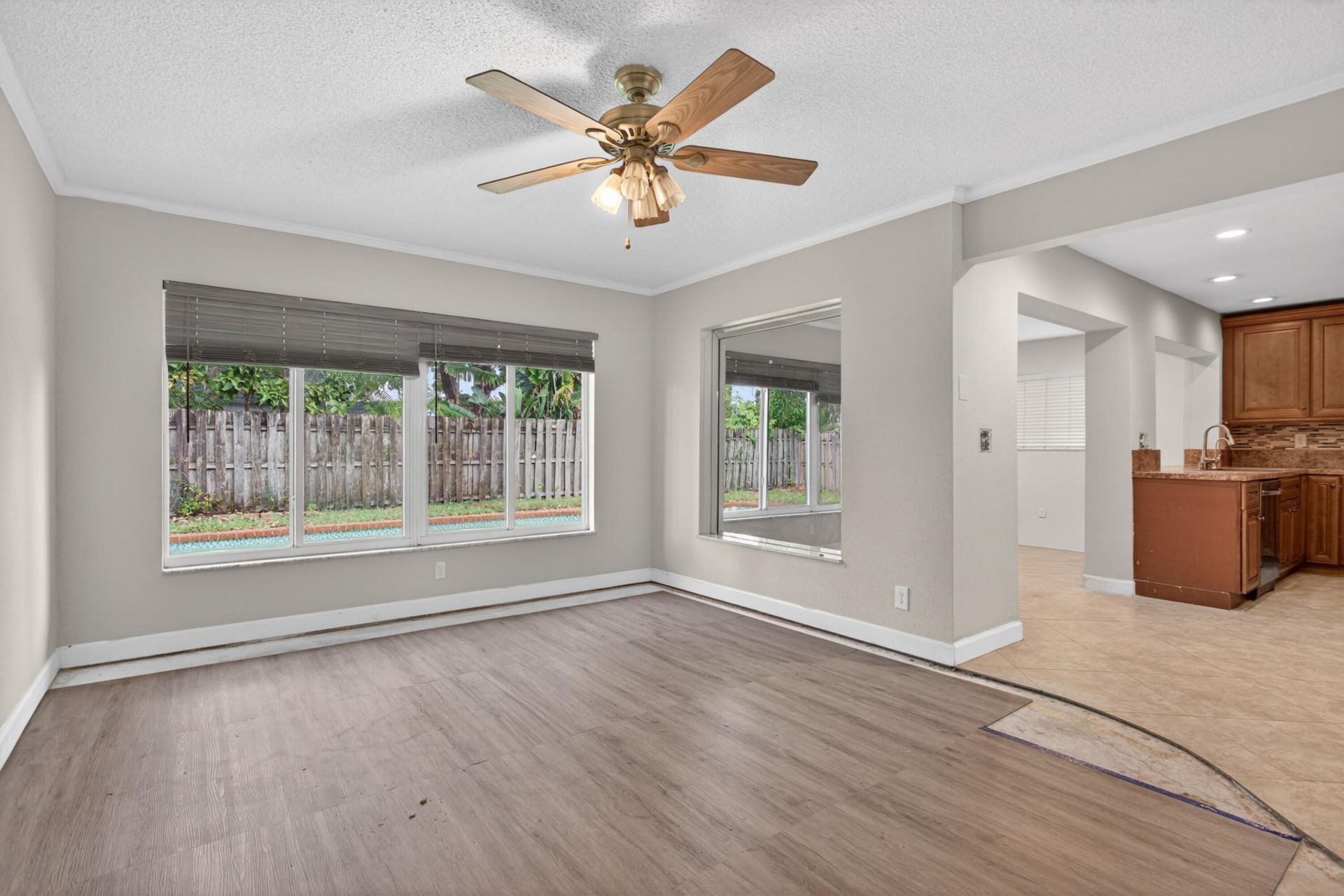 8122 NW 73rd Avenue, Tamarac, FL 33321 Photo