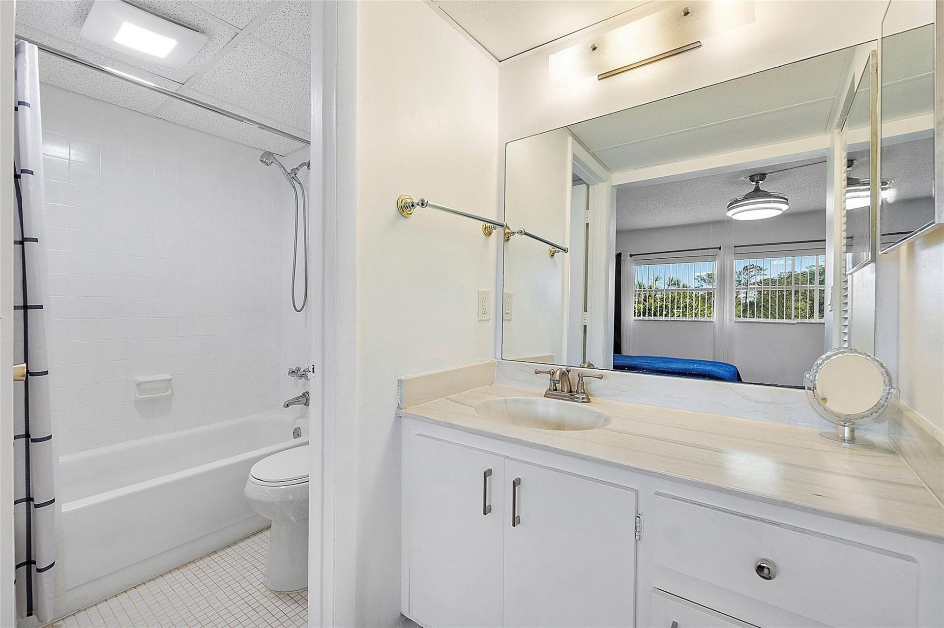 7847 Golf Circle Drive, Unit 211, Margate, FL 33063 Photo