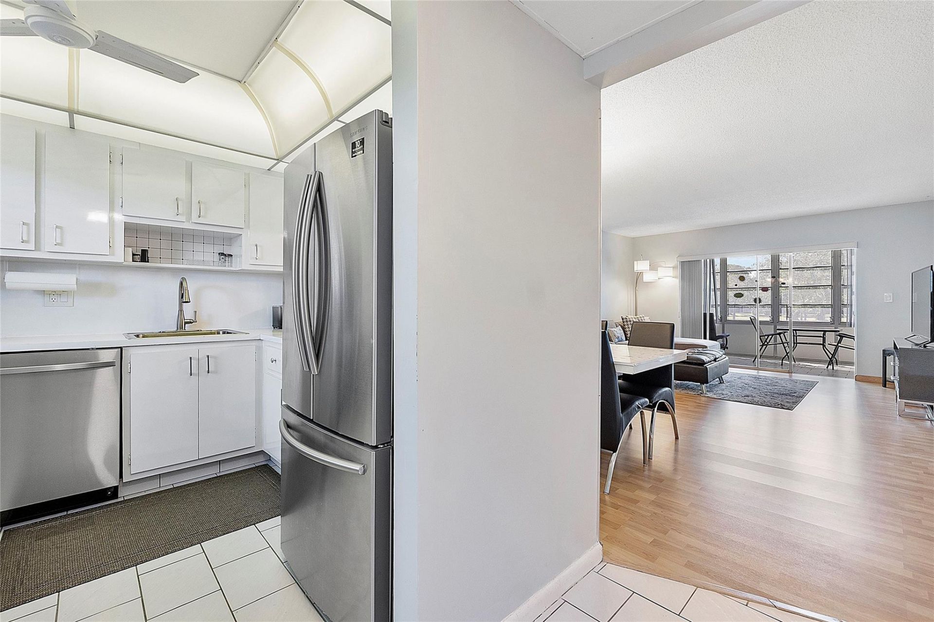 7847 Golf Circle Drive, Unit 211, Margate, FL 33063 Photo