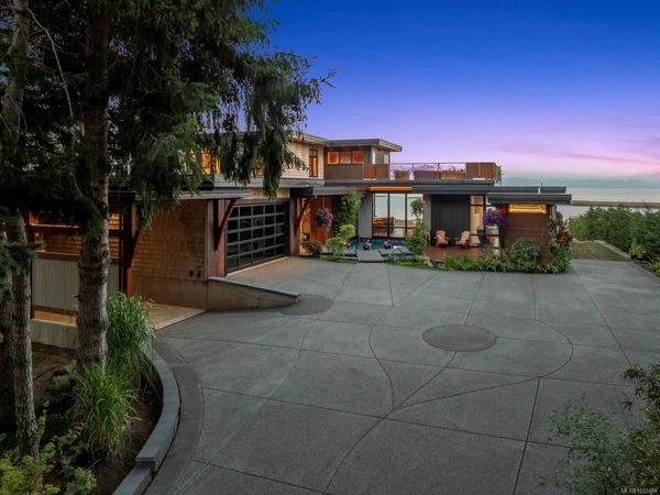 9046 Clarkson Ave , Black Creek, BC V9J 1B3