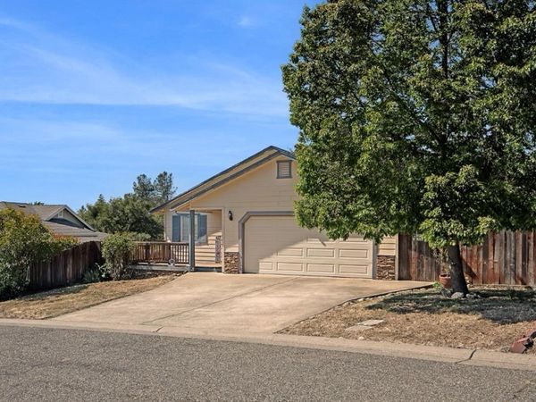 2329 Davis Ct, Placerville, CA 95667