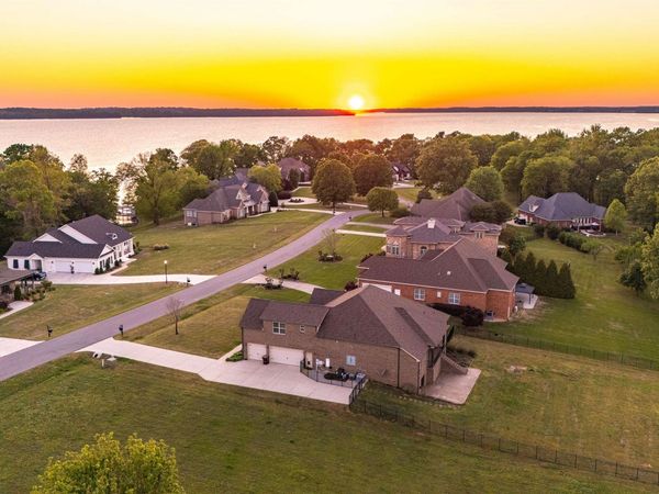 12872 St Andrews Dr, Athens, AL 35611