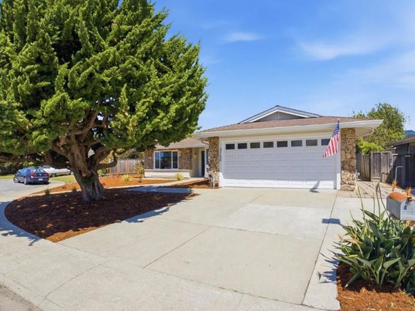 150 Tiller Court, Half Moon Bay, CA 94019