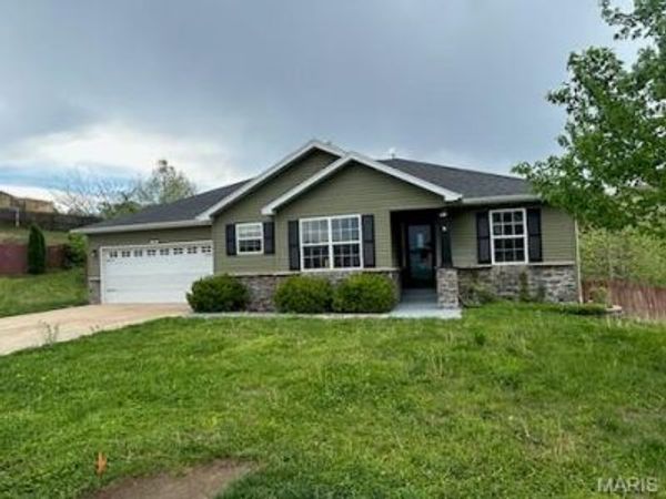 106 Iron Court , St Robert, MO 65584