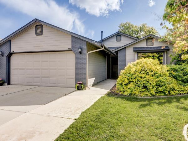 1774 N Jericho Rd, Meridian, ID 83646