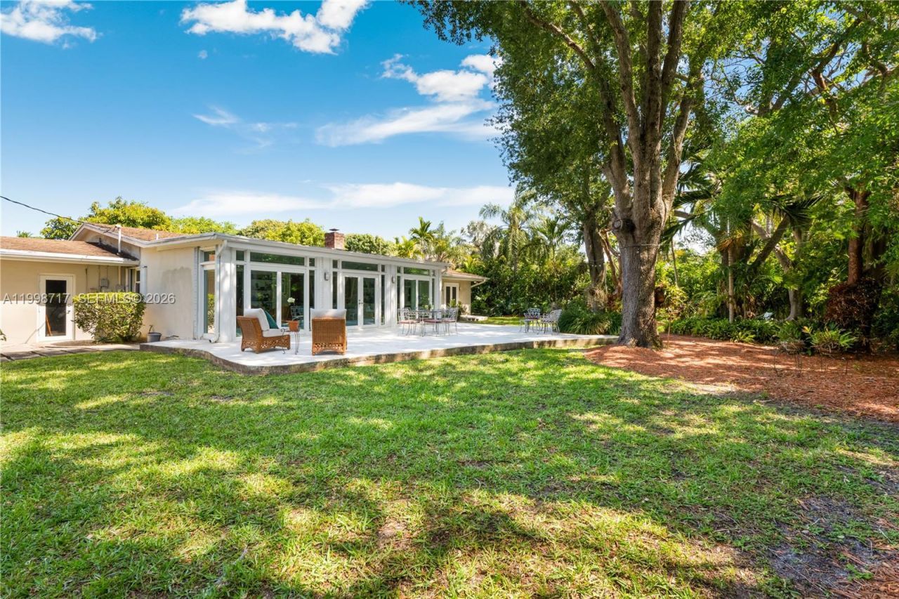 9830 SW 69th Ave , Pinecrest, FL 33156 Photo