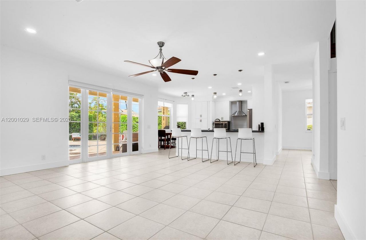 4467 Fox Glove Ln, Weston, FL 33331 Photo